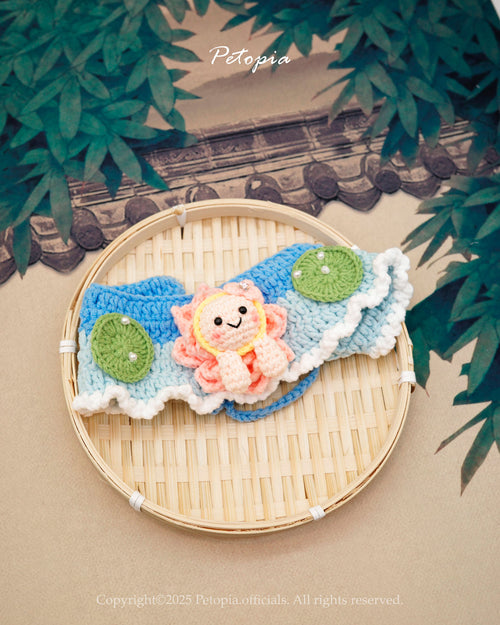 Adorable Lotus Baby