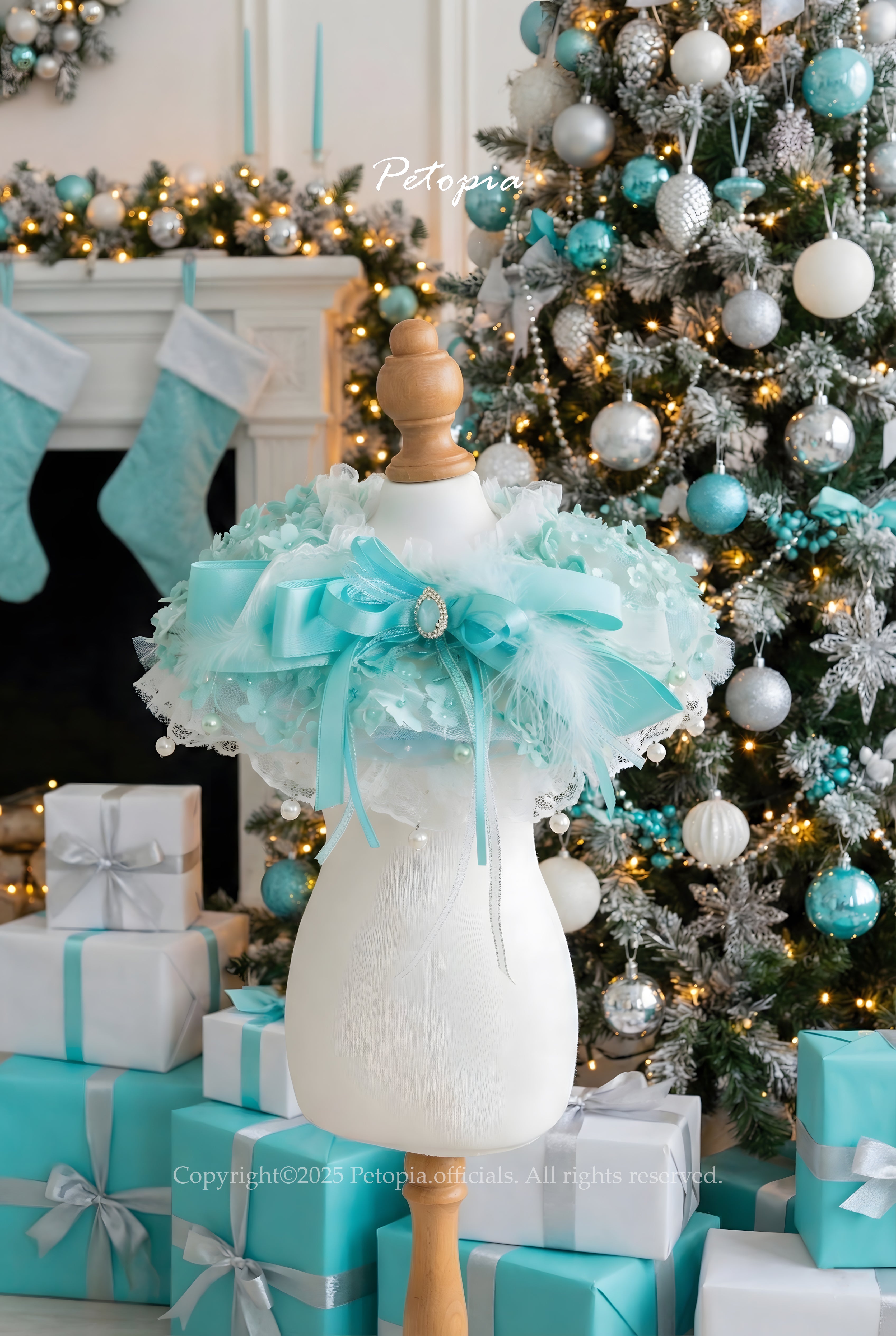 Tiffany Winter Glow Bib