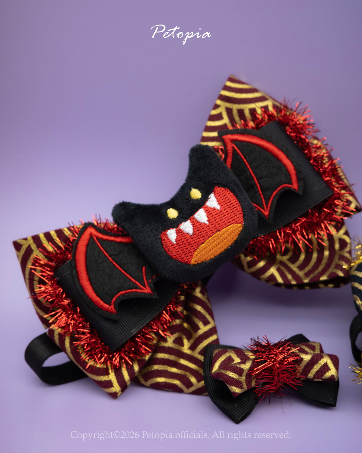Blood-Red Fanged Bat (Expect Deliver: End of Nov)