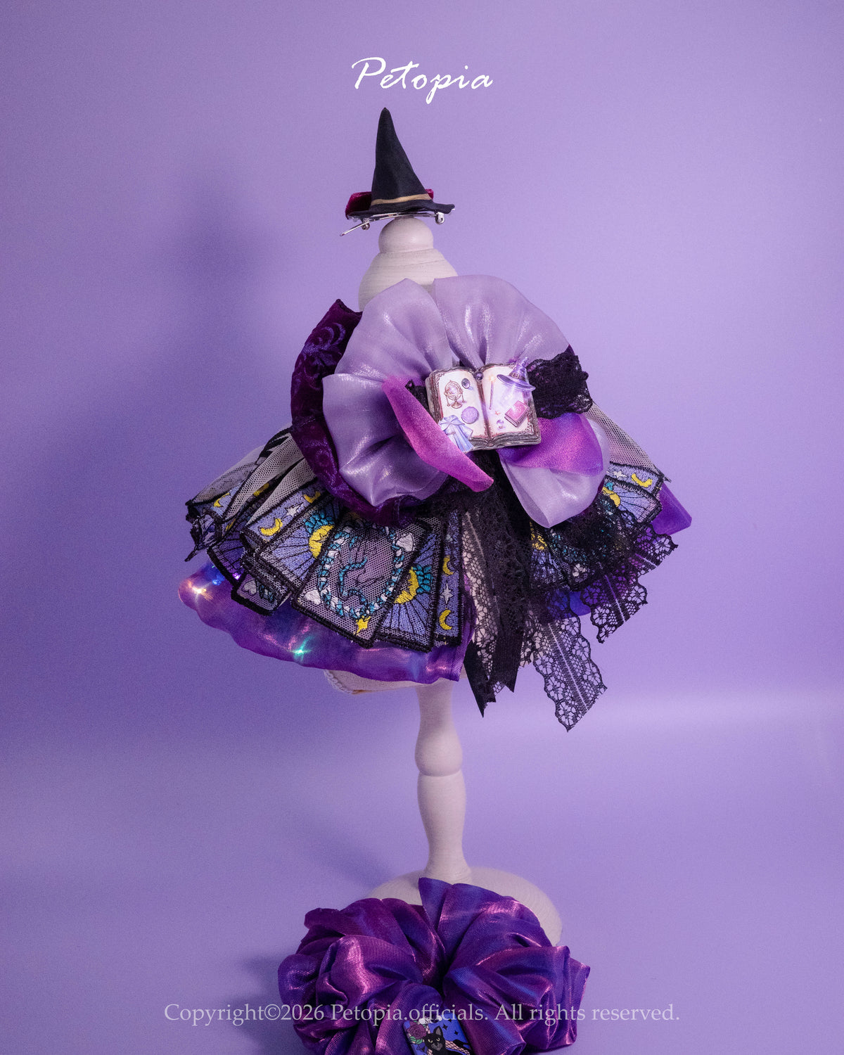 The Mystical Seer (Lights Included) (Expect Deliver: End of Nov)