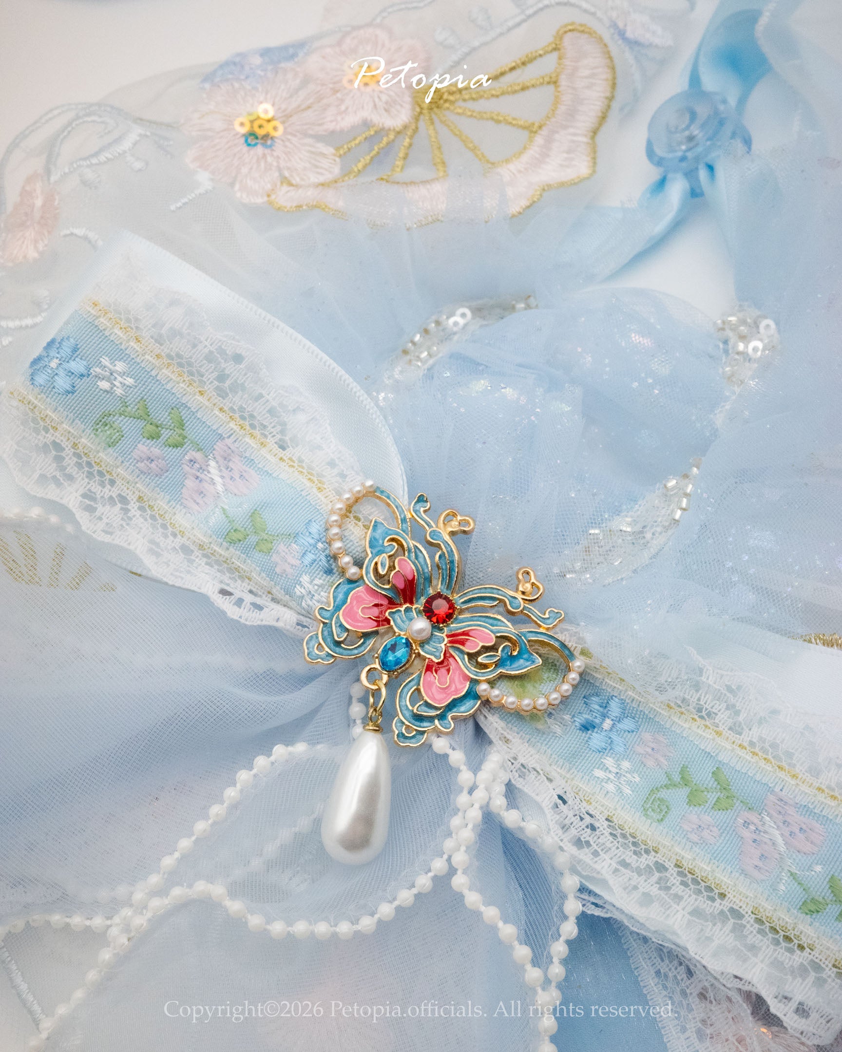 Frosty Butterfly Mist Bib